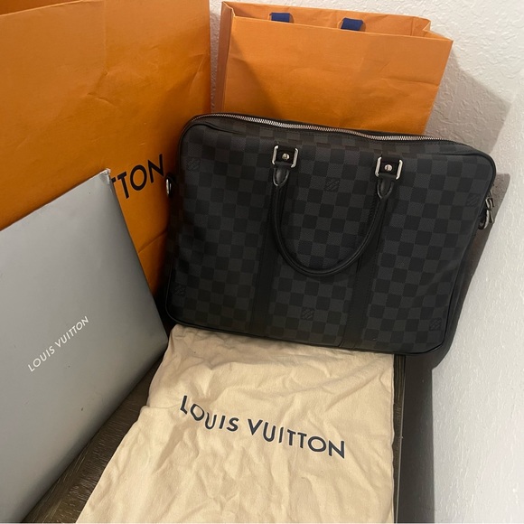 Louis Vuitton business bag - Picture 4 of 5